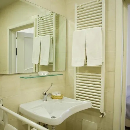Palazzo Ruffo Di Bagnara Bed & Breakfast