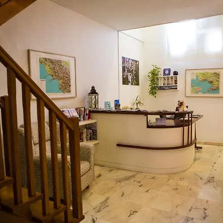 Palazzo Ruffo Di Bagnara Bed & Breakfast 2*