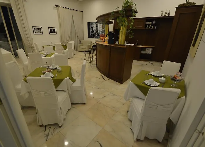 Alojamento de Acomodação e Pequeno-almoço Palazzo Ruffo Di Bagnara 2*