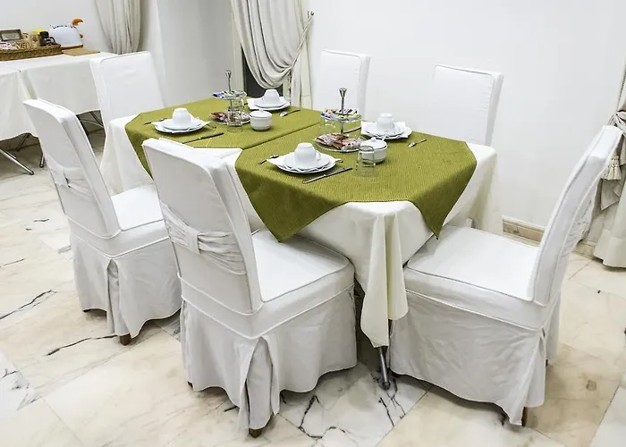 Palazzo Ruffo Di Bagnara 2* Nápoles