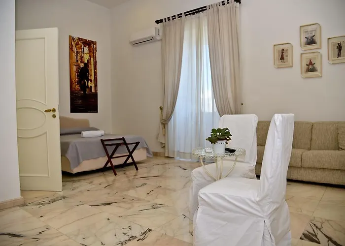 Alojamento de Acomodação e Pequeno-almoço Palazzo Ruffo Di Bagnara Nápoles