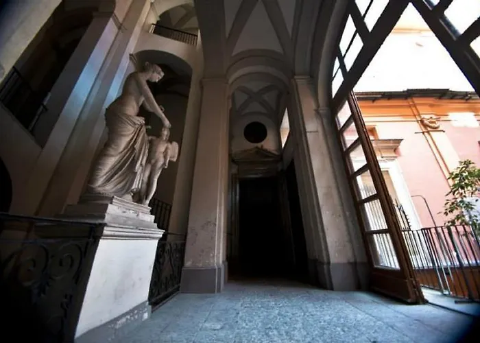 Palazzo Ruffo Di Bagnara Alojamento de Acomodação e Pequeno-almoço Nápoles
