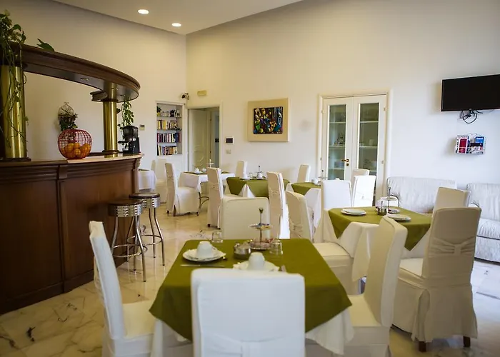 Palazzo Ruffo Di Bagnara 2*