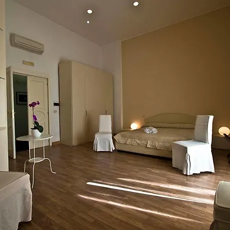 לינה וארוחת בוקר Palazzo Ruffo Di Bagnara 2*
